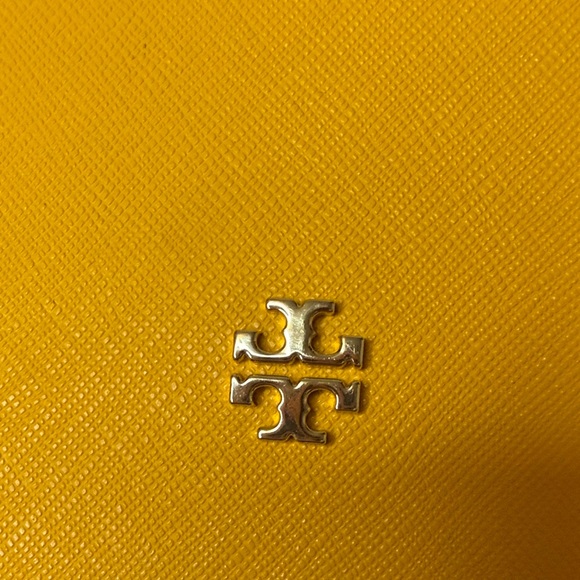 Tory Burch Lemon Drop Emerson Combo Crossbody Bag - Picture 14 of 14